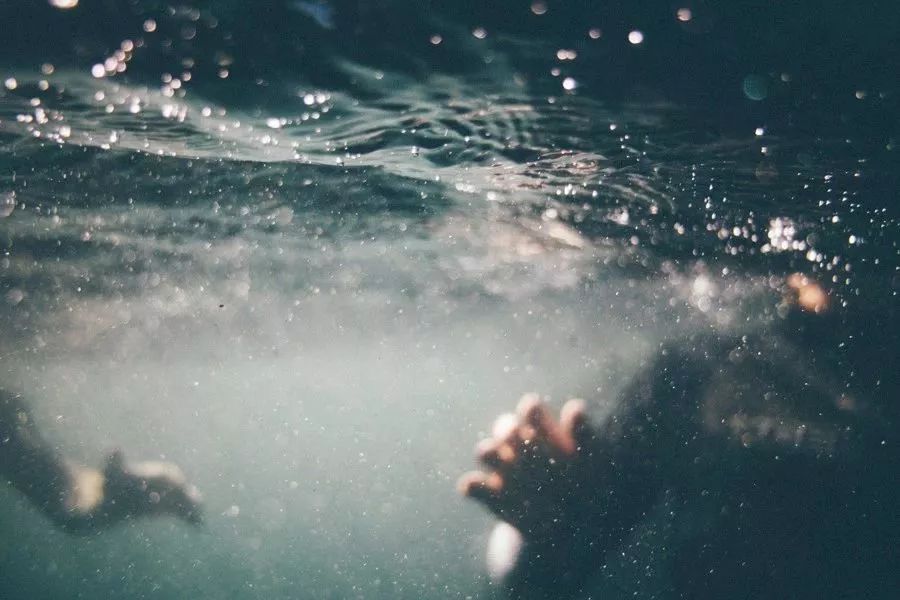 �Ҿܾ�����ҹ�����ˣ�����ף�