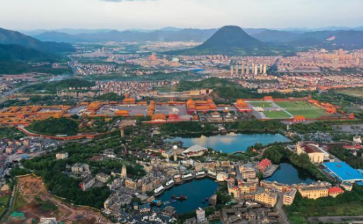 �ڰ˽조���ٽ�����Χ��������