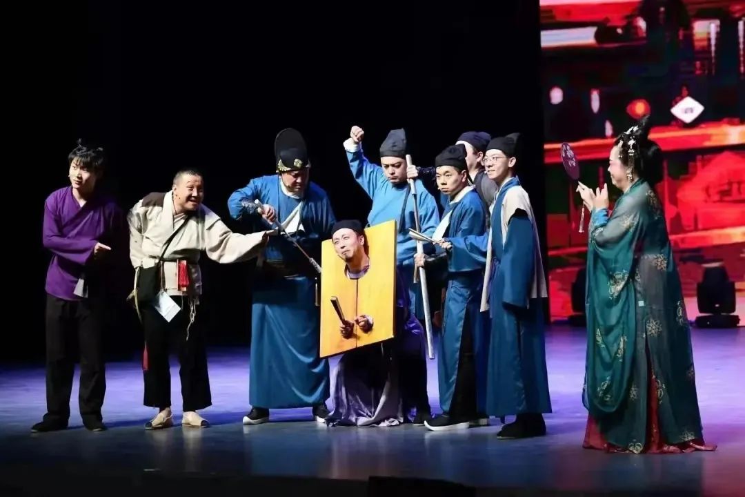 ������˵���������ٻ�����ʡ�ھŽ�СϷСƷչ�ݶ�������