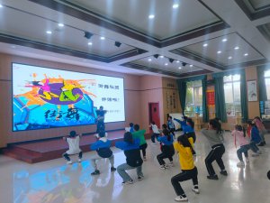 ����������С����Ԫ��������˫����  �κ����ٳɳ�