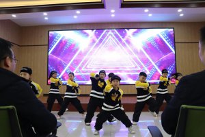 ����������С��չ�ڶ����óɹ�չʾ�߼ҳ������ջ