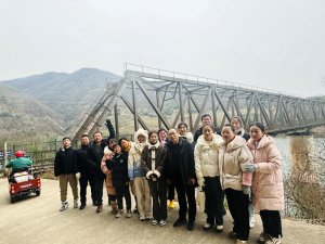 ����������������������ѧУ��չ��ʦ�Ž��