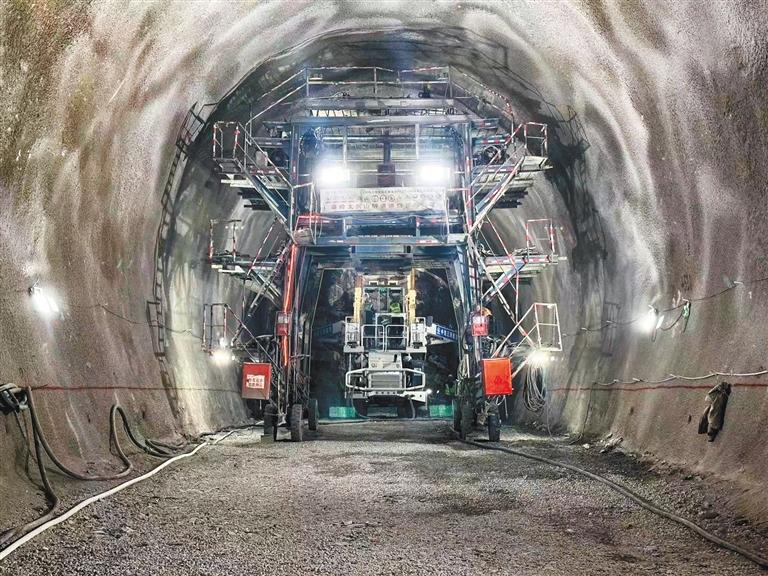 <b>������������������ȡ���½�չ</b>