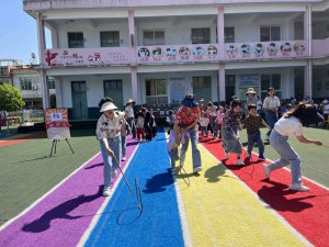 ������������Ͽ���������׶�԰��չ����Ȥζ�˶���