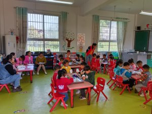 �����������ظߴ��������׶�԰��չ��ʦ��Ħ���ֻ