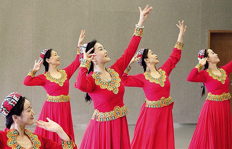 �����Ļ�������־Ը����߽�����ѵչʾ�����