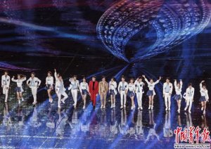 ���������������ɳ�����չ�ĽӰ���