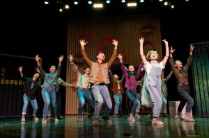 �����ײ�����桶�Ѽ��޵Ļ�����������