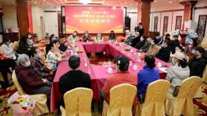 ���ѷɻ���ʮ�� �������衱40������������̸���ٿ�