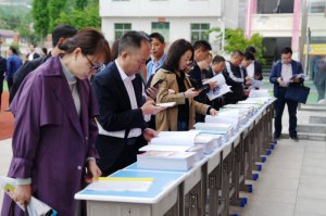 �������������ĺ�ѧУ�а�ȫ��У԰����������һ���ֳ���