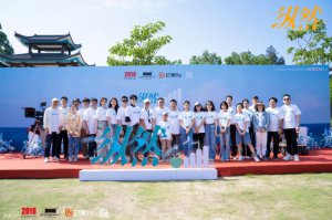 ����Ȼ����������  ������Խʱ����ð������ó�