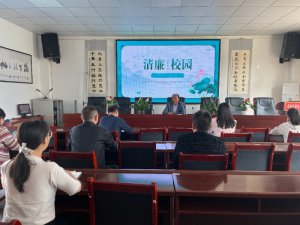 �������������������ѧУ��֧����չ��5��10��˼����ϵ�л