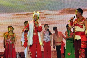 ����5.23 ���졶�����졷�����±�������̨����������