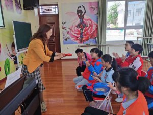 �������������������ѧУ�۽���˫�������̽�����ɳ�