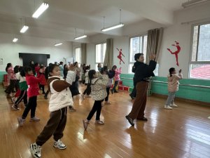 ������������ɳ��������ѧУ��չ������깬�