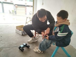 �����к���������������СѧΪ����ѧ�����ͽ����š�