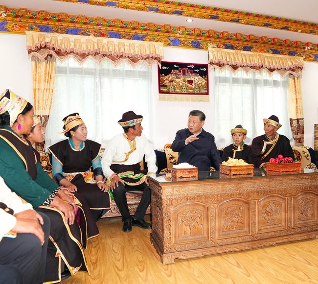 2021��7��21�����磬ϰ��ƽ����֥�а�������֥������壬ͬ������߼��һ����Χ���ڿ������ļҳ����»������ ��ѧ�� ��